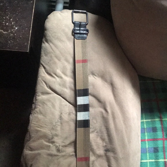 Burberry belt size 90-36 36 max - Picture 3 of 3
